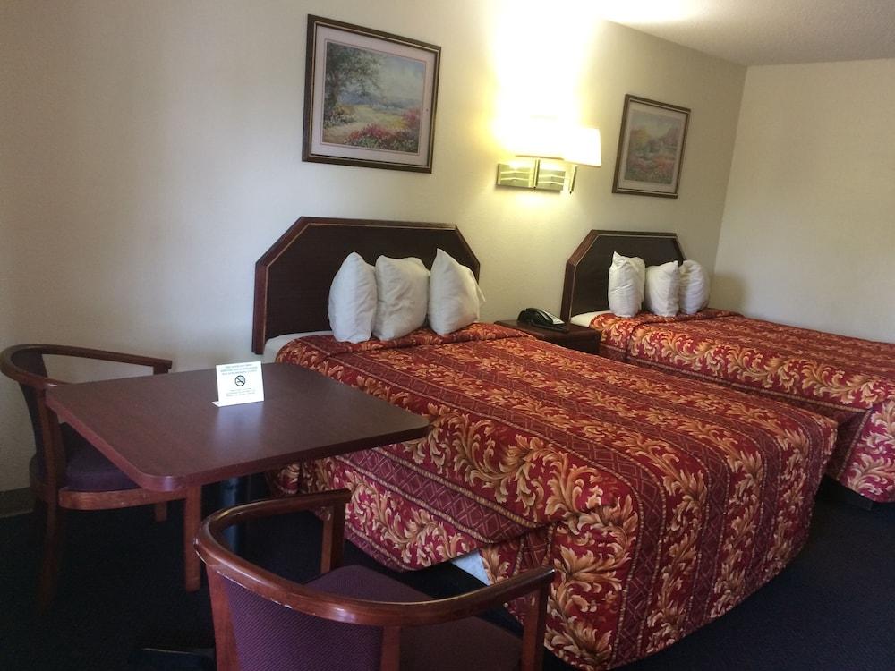 سلما Luxury Inn & Suites المظهر الخارجي الصورة