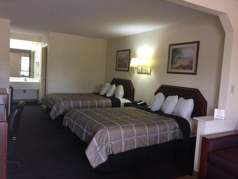 سلما Luxury Inn & Suites المظهر الخارجي الصورة