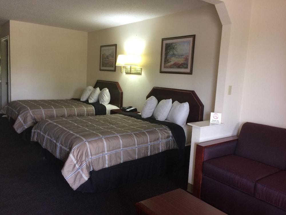 سلما Luxury Inn & Suites المظهر الخارجي الصورة