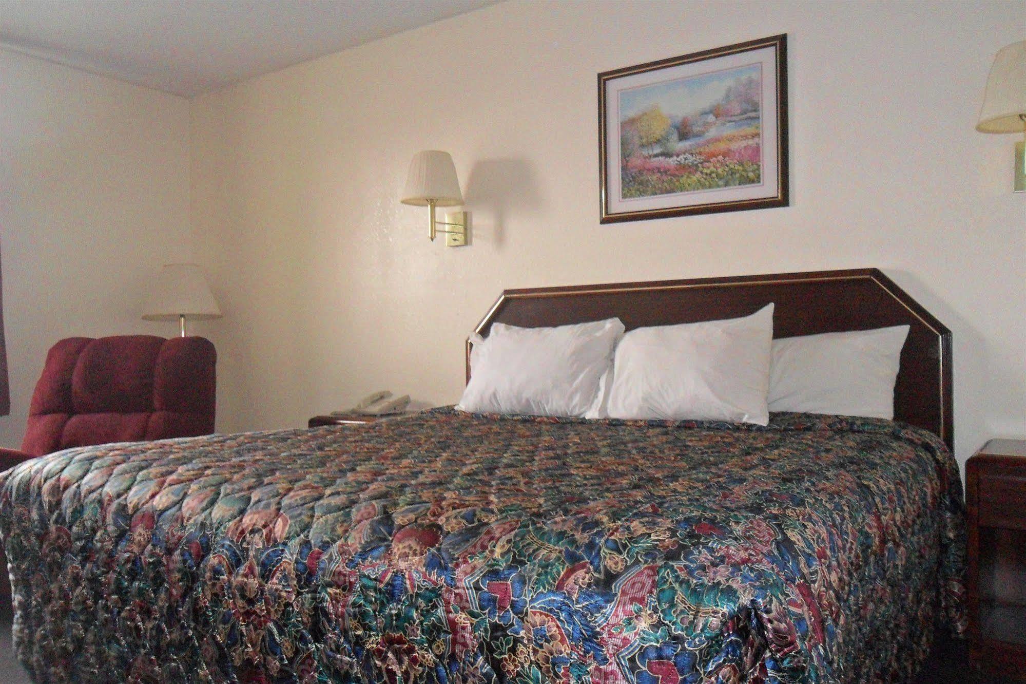 سلما Luxury Inn & Suites المظهر الخارجي الصورة