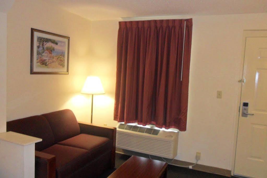 سلما Luxury Inn & Suites المظهر الخارجي الصورة